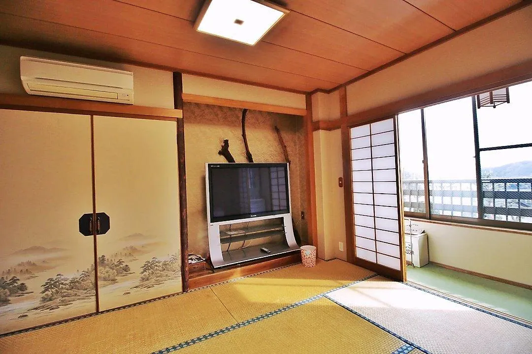 Midorien Hotel Kanagawa Ryokan